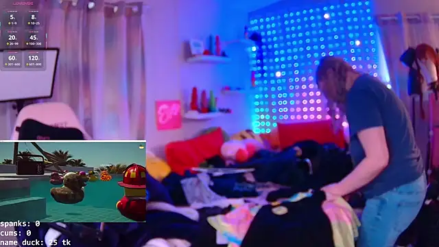 evamila online show from March 15, 2025, 5:26 pm