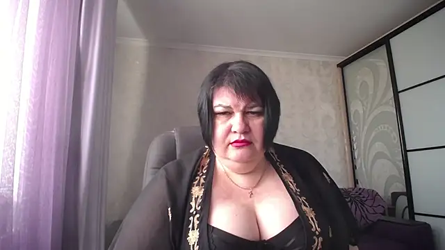 JuicyLady Di online show from March 13, 2025, 7:09 am