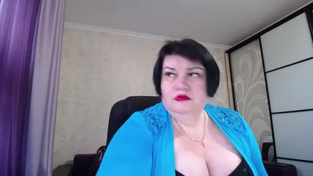 JuicyLady Di online show from October 23, 2025, 5:07 am