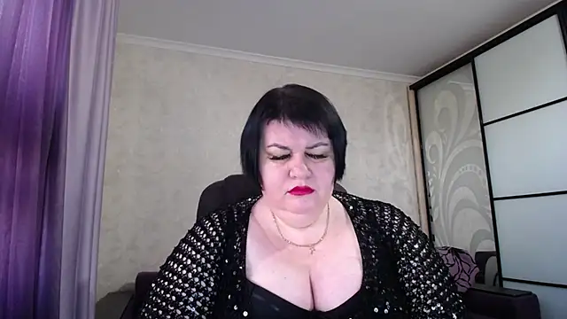 JuicyLady Di online show from October 26, 2025, 5:57 am