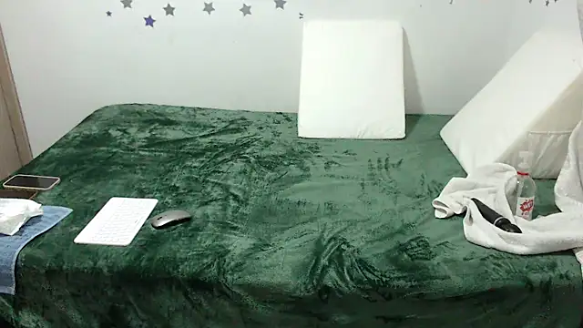 Snapshot of maya_hottt chatting on December 22, 2024, 7:11 am maya hottt online show from December 22, 2024, 7:11 am