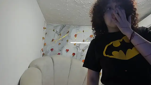 Snapshot of Katemoss70 chatting on October 30, 2025, 12:28 pm Katemoss70 online show from October 30, 2025, 12:28 pm