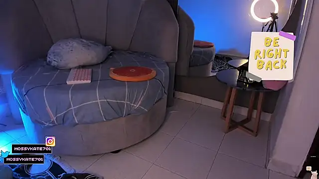 Katemoss70 online show from February 27, 2026, 12:38 pm