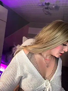 Snapshot of Sam_Thompsoon_ chatting on November 6, 2025, 3:18 am Sam Thompsoon online show from November 6, 2025, 3:18 am