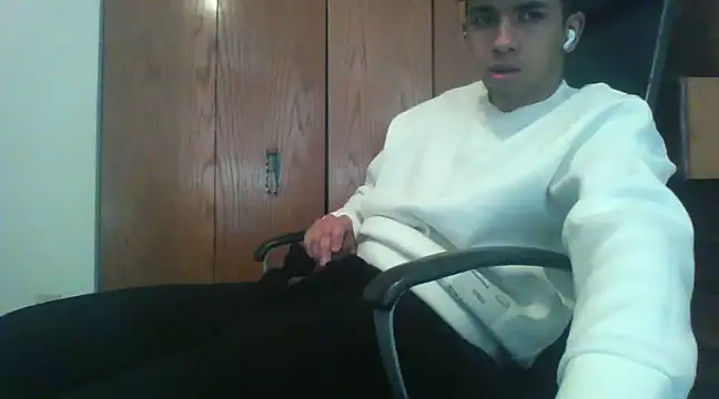 Snapshot of Homeboy_xx chatting on January 18, 2025, 7:48 pm Homeboy xx online show from January 18, 2025, 7:48 pm