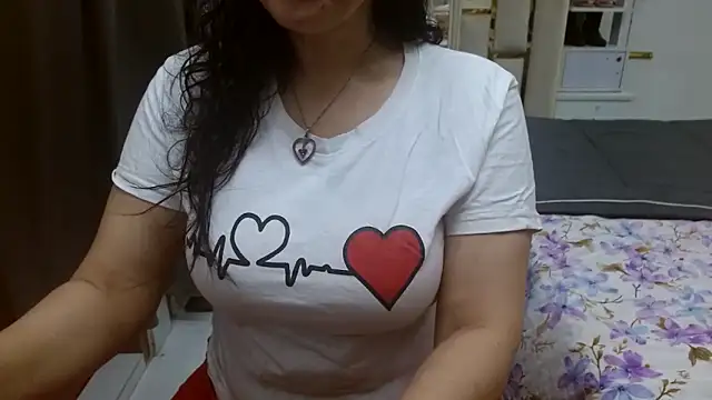 Lovelywife786 online show from May 16, 2026, 10:58 am