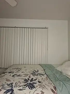 Snapshot of cataleya-glen chatting on October 29, 2025, 9:33 am cataleya-glen online show from October 29, 2025, 9:33 am