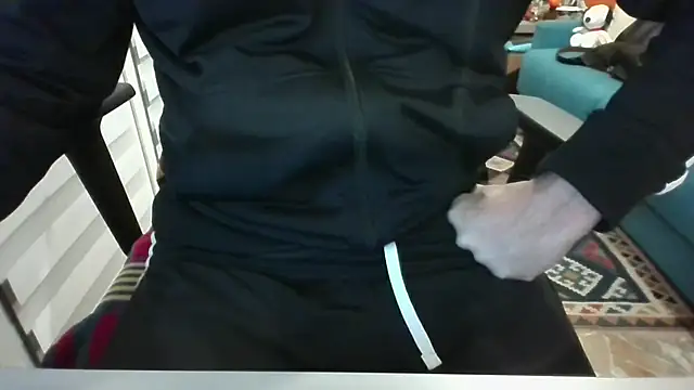 alessexxx24 online show from October 7, 2025, 11:24 pm