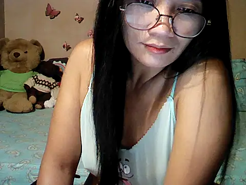 Mia Rein online show from April 30, 2026, 2:01 pm