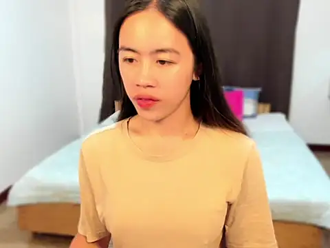 Snapshot of Emma_Jones88 chatting on September 17, 2025, 5:25 pm Emma Jones88 online show from September 17, 2025, 5:25 pm