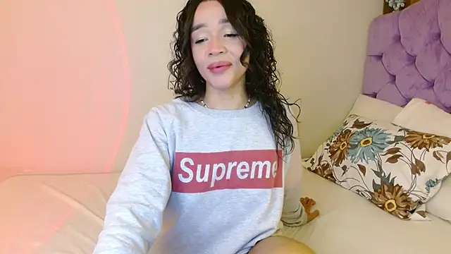 Snapshot of kiarablue chatting on September 12, 2025, 1:49 am kiarablue online show from September 12, 2025, 1:49 am