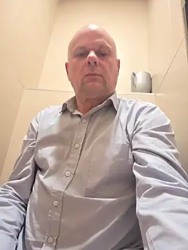 DaddyCumBumZA online show from June 9, 2026, 1:34 pm