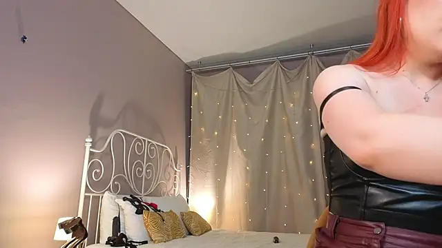 Aleksa Foxy online show from July 23, 2026, 1:58 am