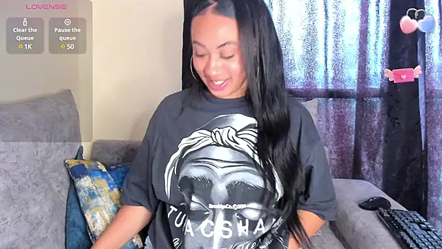 Snapshot of Abbyy_Rosse_ chatting on February 25, 2025, 9:35 pm Abbyy Rosse online show from February 25, 2025, 9:35 pm