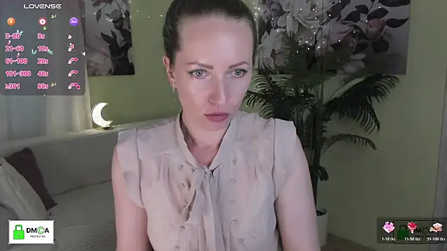 Snapshot of Queenymel chatting on July 16, 2026, 4:24 pm Queenymel online show from July 16, 2026, 4:24 pm