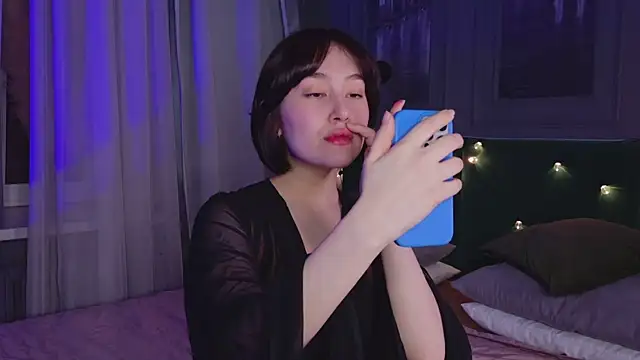 Snapshot of So_audrey chatting on December 6, 2024, 5:42 am So audrey online show from December 6, 2024, 5:42 am