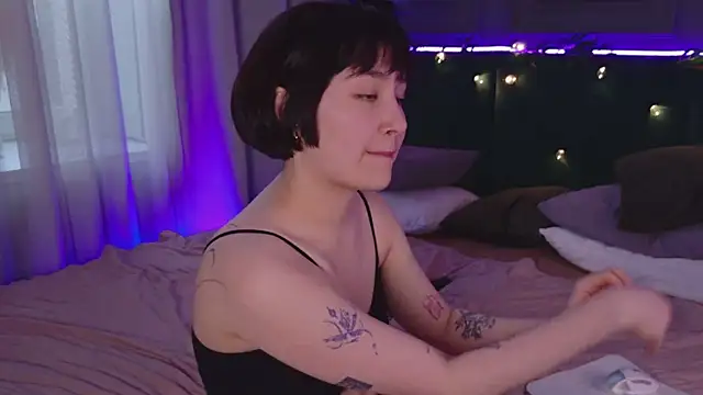 Snapshot of So_audrey chatting on January 6, 2025, 11:51 am So audrey online show from January 6, 2025, 11:51 am