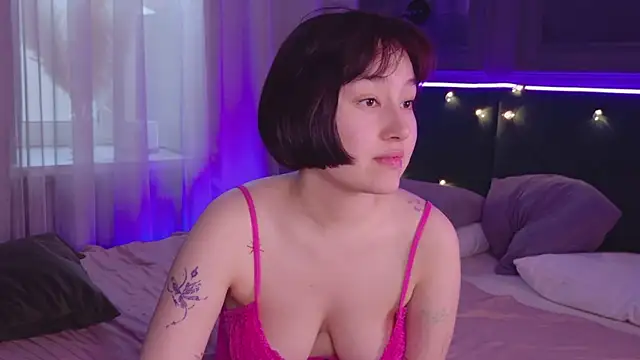 Snapshot of So_audrey chatting on January 15, 2025, 11:43 am So audrey online show from January 15, 2025, 11:43 am