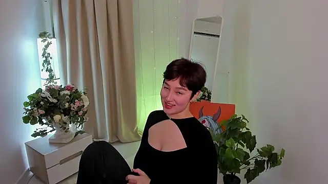 Snapshot of So_audrey chatting on November 14, 2025, 8:57 am So audrey online show from November 14, 2025, 8:57 am