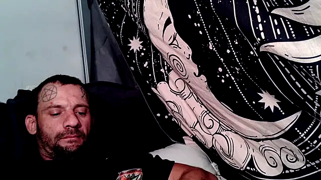 goodick4u28 online show from December 15, 2025, 4:17 am