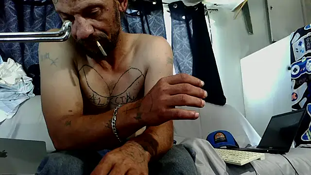 Snapshot of goodick4u28 chatting on May 9, 2026, 3:06 pm goodick4u28 online show from May 9, 2026, 3:06 pm