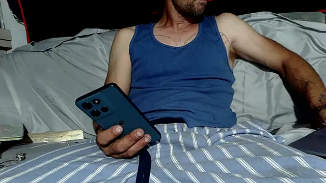 Snapshot of goodick4u28 chatting on May 15, 2026, 4:30 am goodick4u28 online show from May 15, 2026, 4:30 am