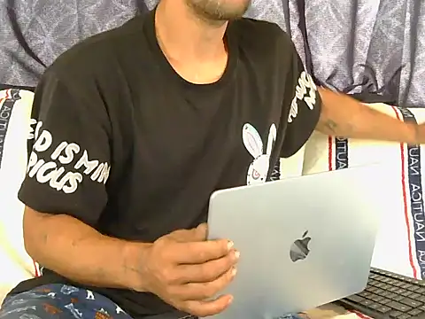 Snapshot of goodick4u28 chatting on June 9, 2026, 3:01 pm goodick4u28 online show from June 9, 2026, 3:01 pm
