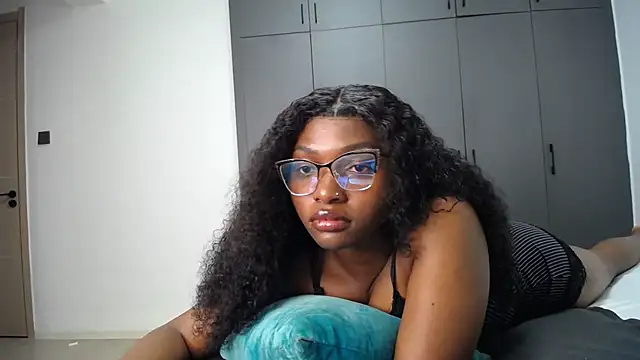 Snapshot of Pretty_Liya08 chatting on May 14, 2026, 8:48 pm Pretty Liya08 online show from May 14, 2026, 8:48 pm