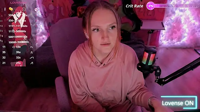 Snapshot of Samanta_Lux chatting on June 1, 2026, 2:35 am Samanta Lux online show from June 1, 2026, 2:35 am