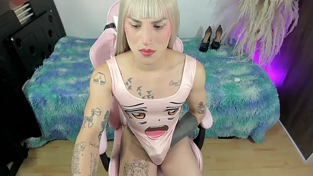 queenramoona-hot online show from June 21, 2026, 11:51 pm