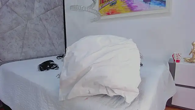 Snapshot of AmandaNordby_ chatting on March 14, 2025, 4:32 am AmandaNordby online show from March 14, 2025, 4:32 am