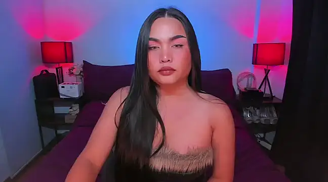 Snapshot of Jh3na chatting on January 3, 2025, 2:21 am Jh3na online show from January 3, 2025, 2:21 am