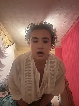 winnie woo online show from June 12, 2026, 9:35 pm