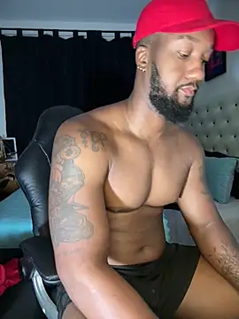 blackdrey18 online show from June 12, 2026, 10:47 am