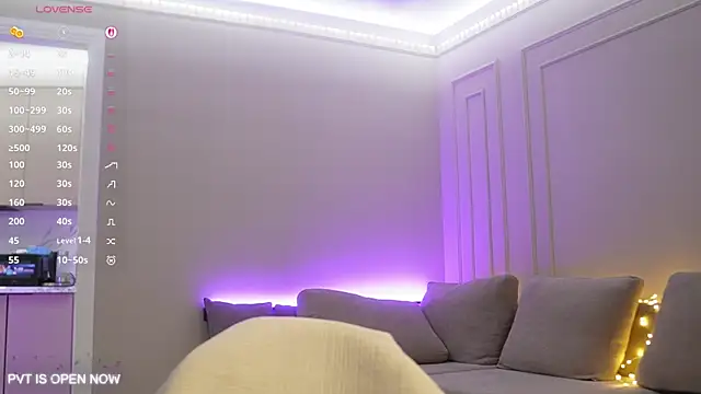 Snapshot of angel_luisa chatting on May 14, 2026, 2:02 pm angel luisa online show from May 14, 2026, 2:02 pm