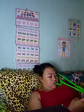  amberbaby online show from March 5, 2025, 4:34 am