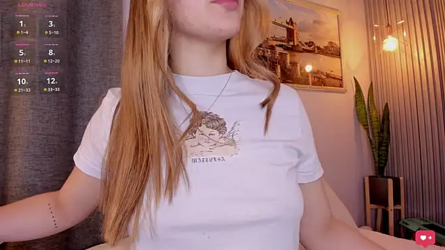 Snapshot of Assh_lee_ chatting on March 10, 2025, 12:37 pm Assh lee online show from March 10, 2025, 12:37 pm