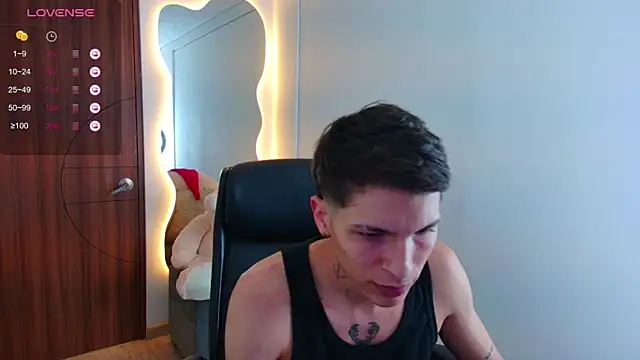 harrisoncuper online show from January 4, 2025, 12:27 am