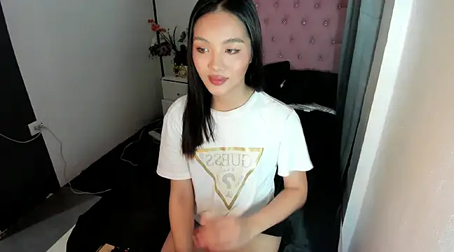 Snapshot of Arkangelxx chatting on February 19, 2025, 11:49 am Arkangelxx online show from February 19, 2025, 11:49 am