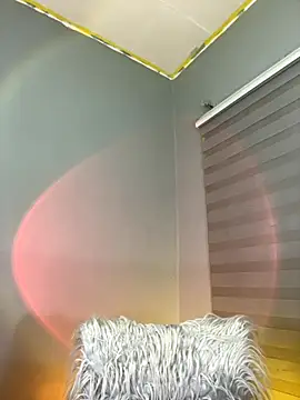 Snapshot of Katy__Perry chatting on October 15, 2025, 5:07 am Katy Perry online show from October 15, 2025, 5:07 am