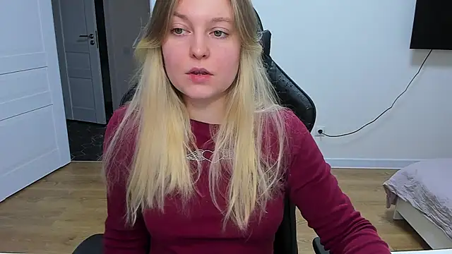 Snapshot of stacy_miracle chatting on January 14, 2025, 11:10 am stacy miracle online show from January 14, 2025, 11:10 am