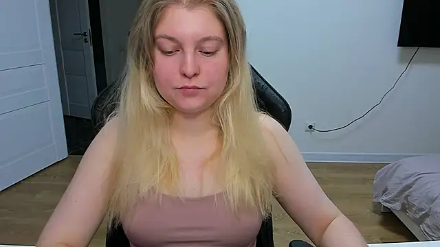 Snapshot of stacy_miracle chatting on January 18, 2025, 9:13 pm stacy miracle online show from January 18, 2025, 9:13 pm