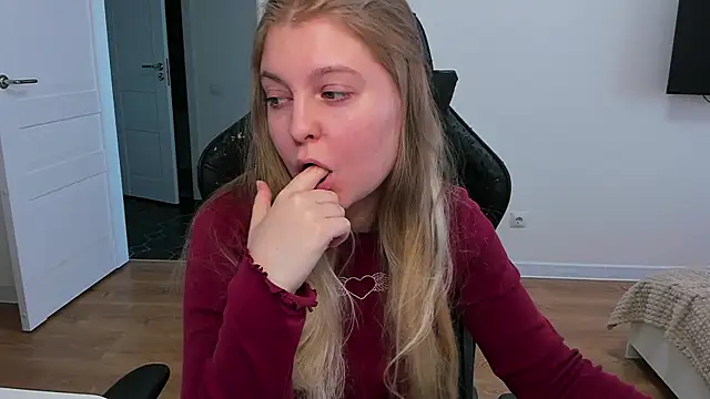 Snapshot of stacy_miracle chatting on October 17, 2025, 11:35 am stacy miracle online show from October 17, 2025, 11:35 am