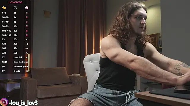 Snapshot of Louis_Karlos chatting on October 7, 2025, 3:47 am Louis Karlos online show from October 7, 2025, 3:47 am