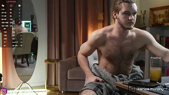 Snapshot of Louis_Karlos chatting on November 30, 2025, 4:38 am Louis Karlos online show from November 30, 2025, 4:38 am