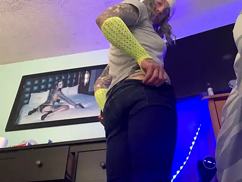 Kik SickSlut88 online show from October 11, 2025, 3:10 pm