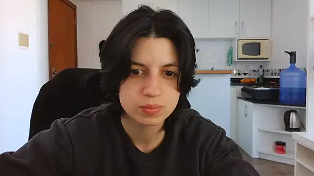 kyslrana online show from June 27, 2026, 4:34 pm