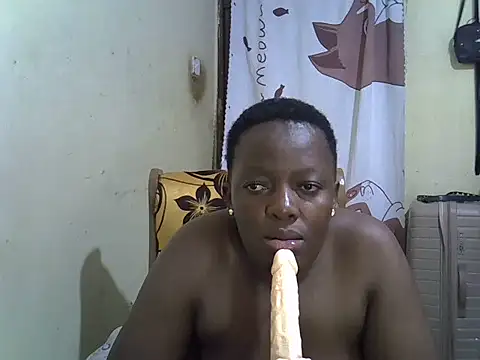 Snapshot of Ebonyceline chatting on September 21, 2025, 1:02 pm Ebonyceline online show from September 21, 2025, 1:02 pm