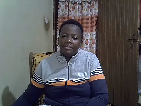 Snapshot of Ebonyceline chatting on October 16, 2025, 8:21 pm Ebonyceline online show from October 16, 2025, 8:21 pm