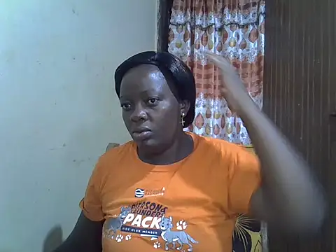 Snapshot of Ebonyceline chatting on October 30, 2025, 2:24 am Ebonyceline online show from October 30, 2025, 2:24 am